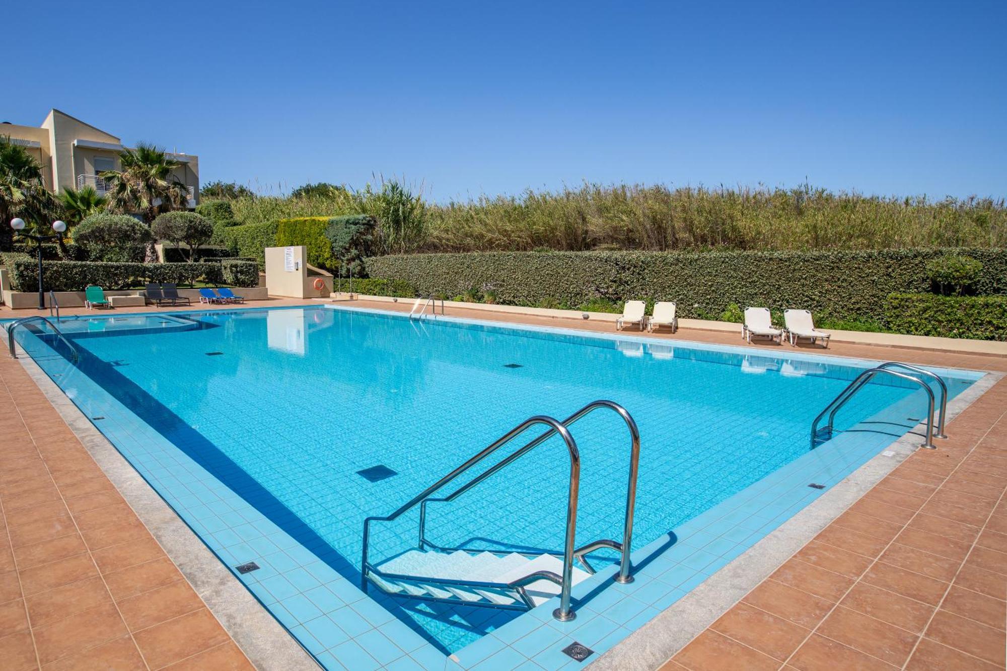Maleme Yoga Blue Apartment Chania  Exterior photo