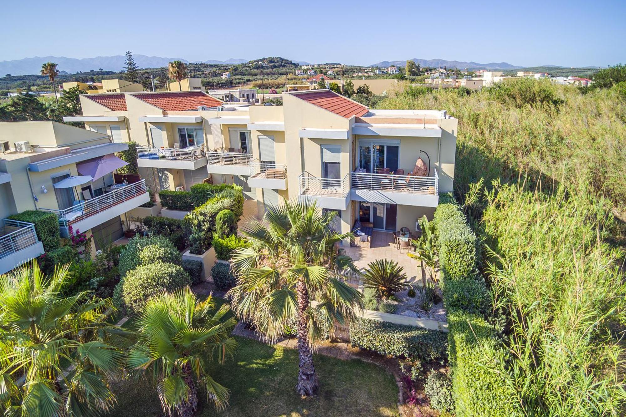 Maleme Yoga Blue Apartment Chania  Exterior photo